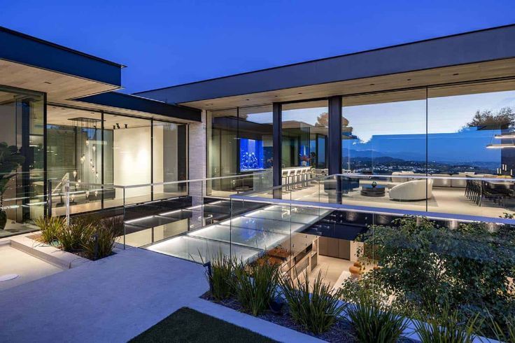 Impressive modern home with awe-inspiring views of the San Gabriel mountains