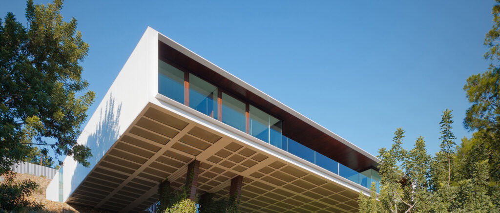 Renovation Services Dubai – Transforming Spaces, Inside and Out